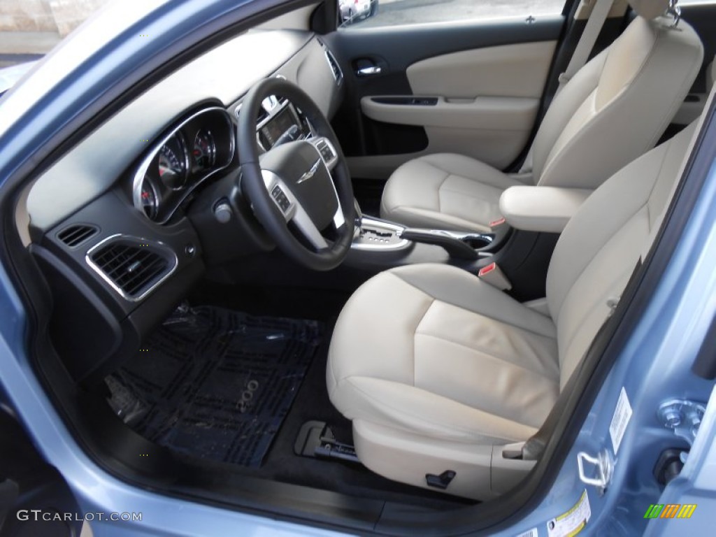 2012 Chrysler 200 Limited Sedan Front Seat Photo #75789984