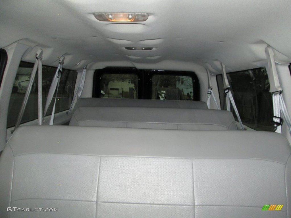 2007 E Series Van E350 Super Duty XL Passenger - Black / Medium Flint Grey photo #25