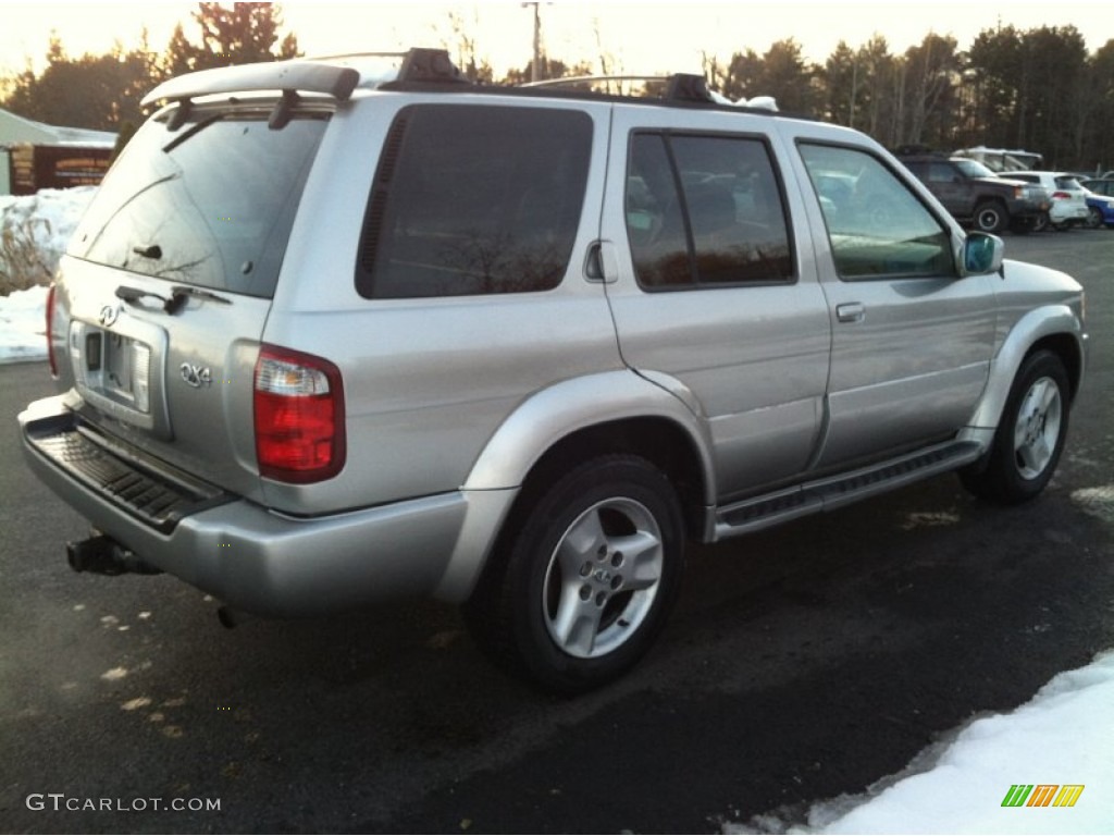 2002 QX4 4x4 - Brilliant Silver Metallic / Stone Beige photo #6