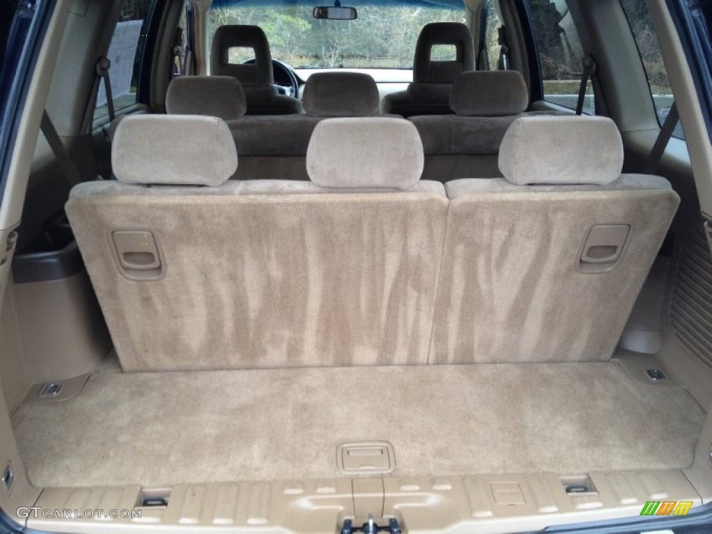 2004 Honda Pilot EX 4WD Trunk Photos