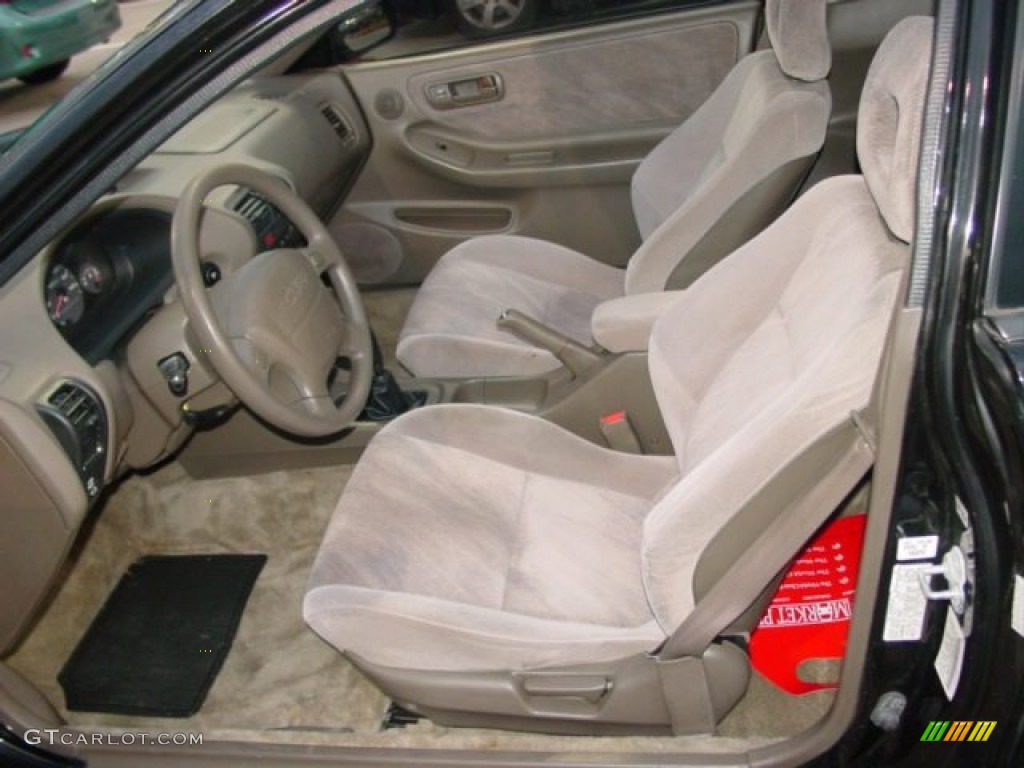1997 Acura Integra LS Coupe Front Seat Photos