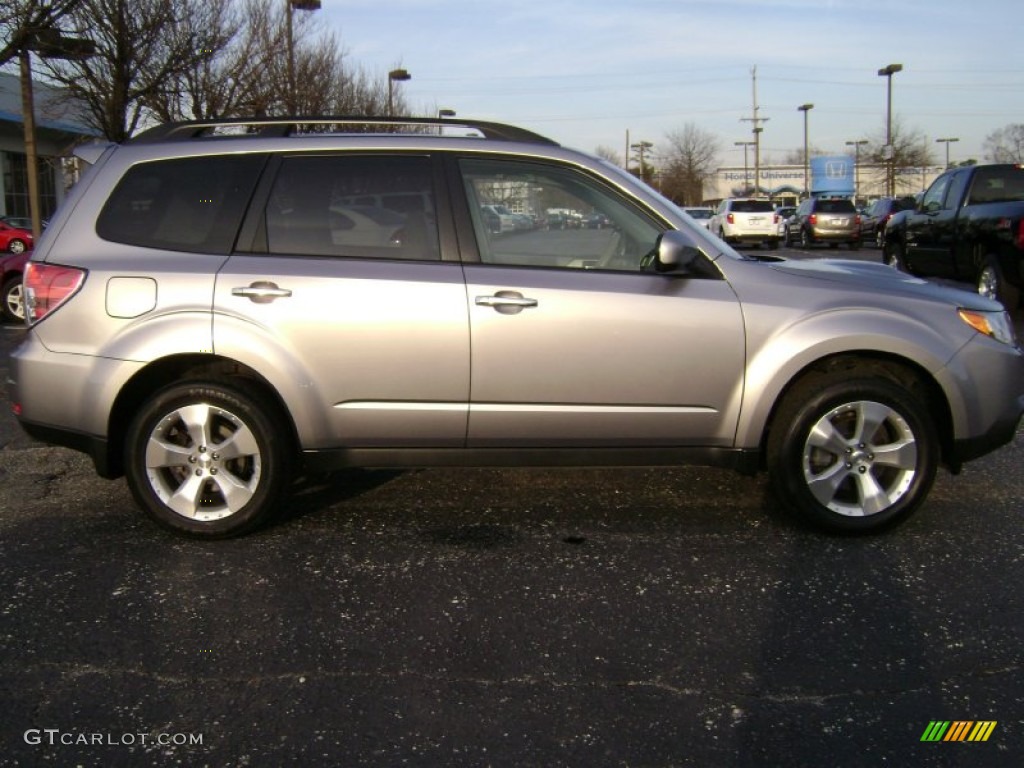 2010 Forester 2.5 XT Limited - Spark Silver Metallic / Platinum photo #7