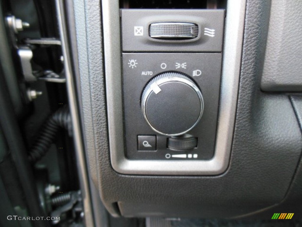 2013 Ram 1500 Tradesman Regular Cab 4x4 Controls Photo #75801214