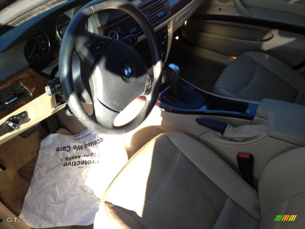 2010 3 Series 328i Sedan - Jet Black / Beige photo #2