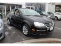 Black - Jetta SE Sedan Photo No. 7
