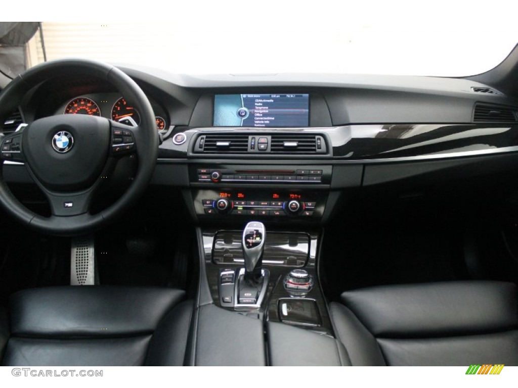 2011 BMW 5 Series 550i Sedan Black Dashboard Photo #75803261