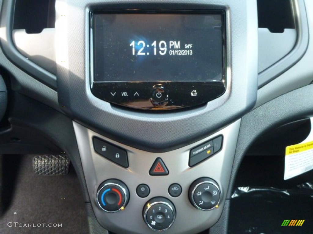 2013 Chevrolet Sonic LS Sedan Controls Photo #75806122