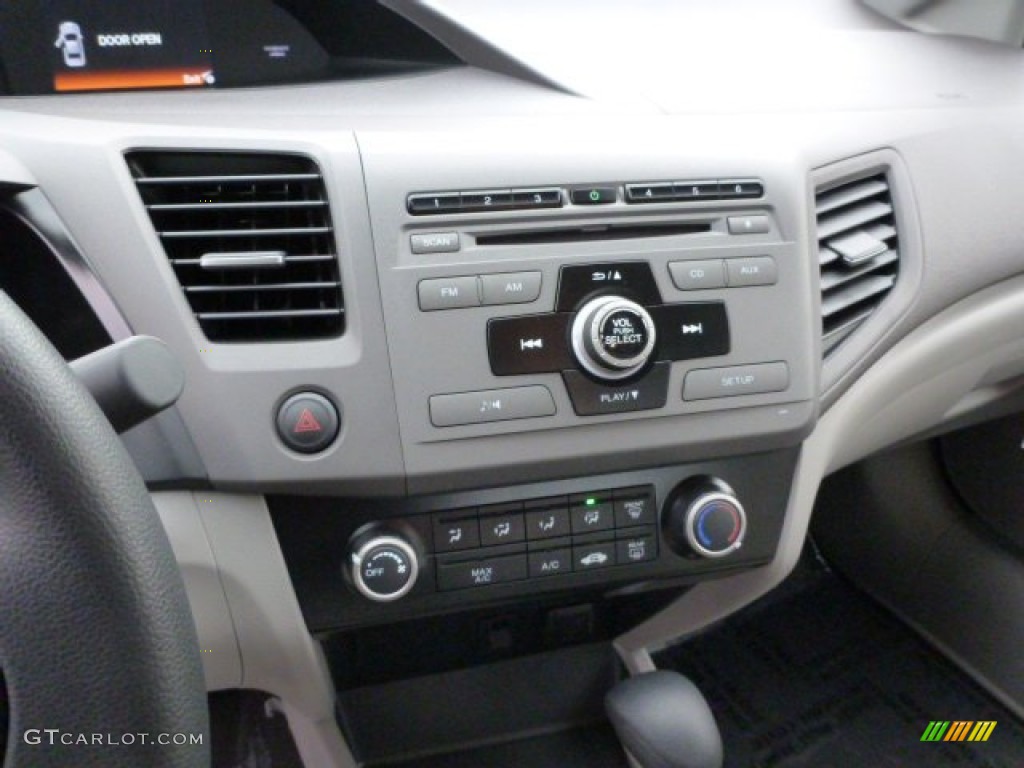 2012 Honda Civic LX Sedan Controls Photo #75811728