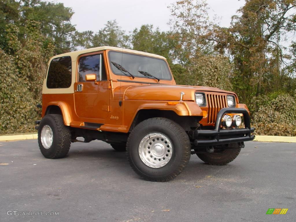 1988 Copper Orange Jeep Wrangler Laredo 4x4 746836