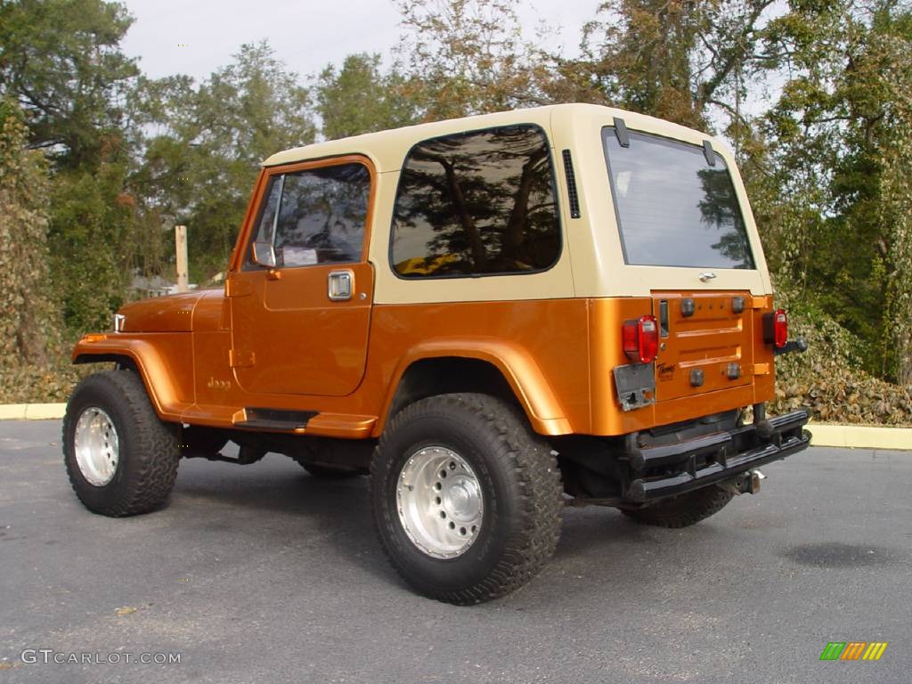 1988 Wrangler Laredo 4x4 - Copper Orange / Beige photo #5