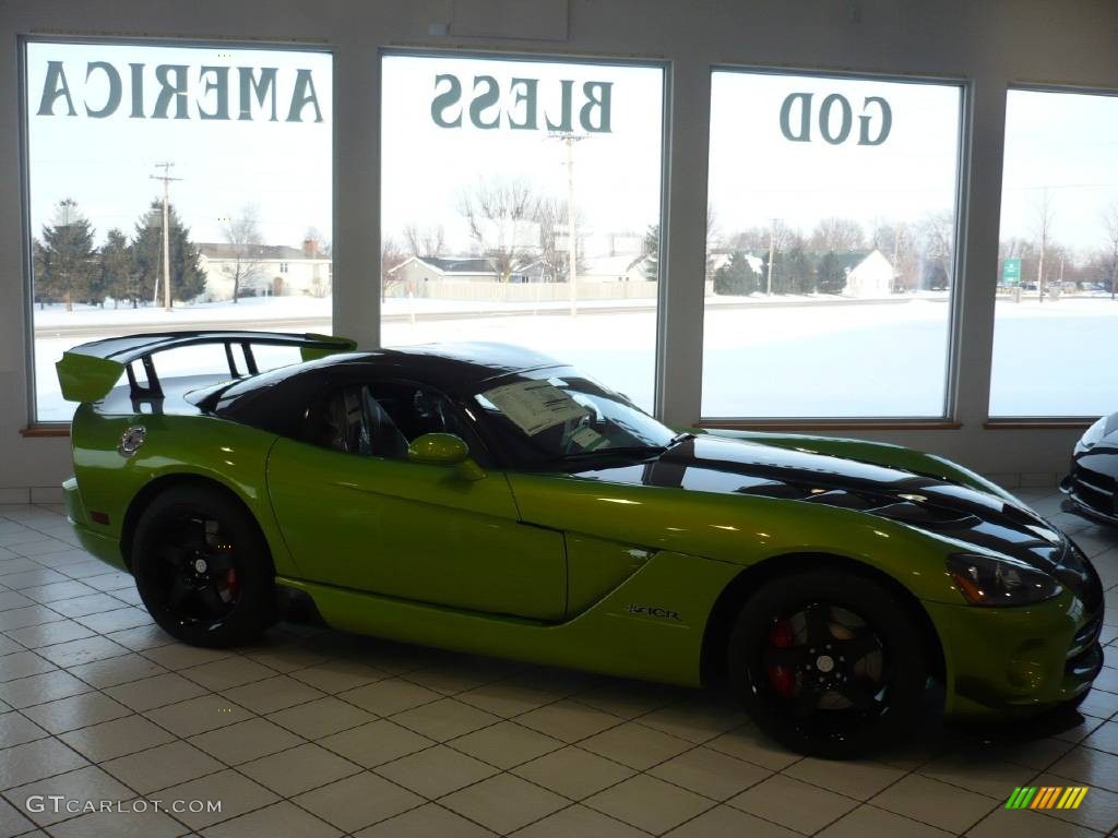 2009 Viper SRT-10 ACR Coupe - Viper Snakeskin Green Pearl / Black photo #12