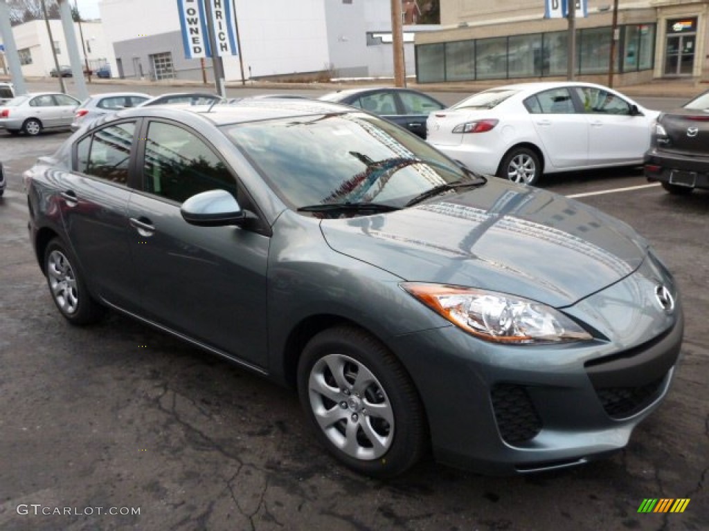 2013 MAZDA3 i SV 4 Door - Dolphin Gray Mica / Black photo #7