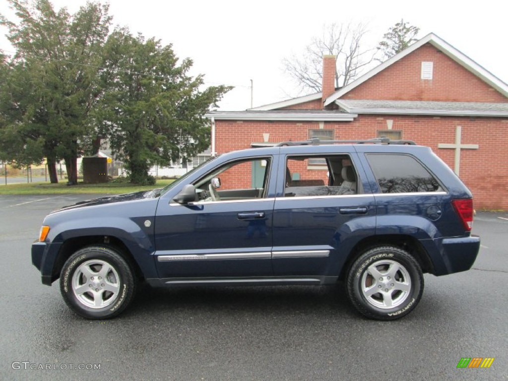 Midnight Blue Pearl Jeep Grand Cherokee