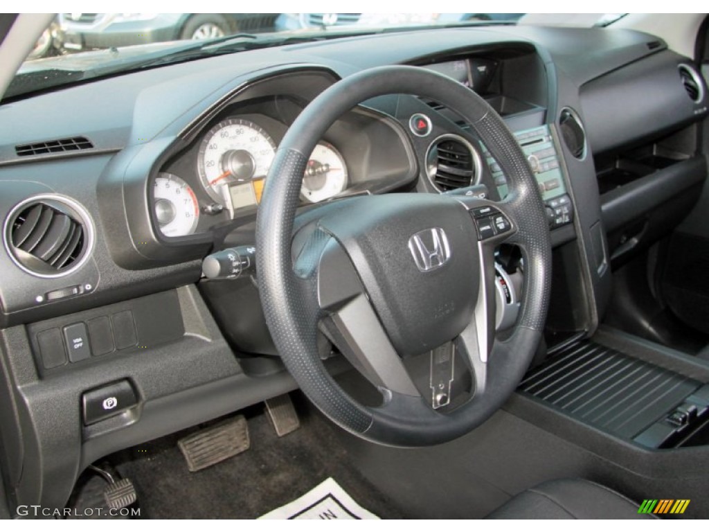 2011 Honda Pilot LX 4WD Black Steering Wheel Photo #75821657