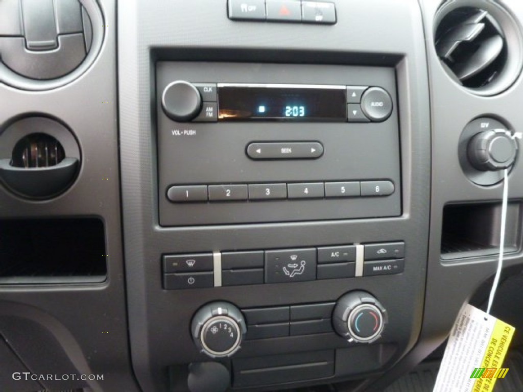 2013 Ford F150 XL Regular Cab Controls Photo #75823783