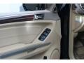 Black - GL 450 4Matic Photo No. 16