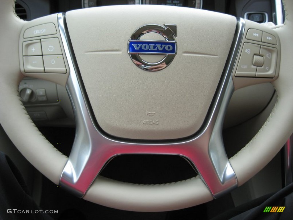 2013 Volvo XC60 3.2 AWD Sandstone Steering Wheel Photo #75827084