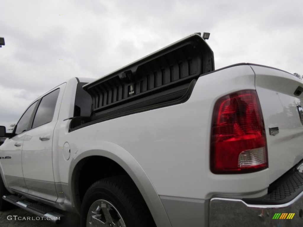 2012 Ram 1500 Laramie Crew Cab 4x4 - Bright White / Dark Slate Gray photo #15