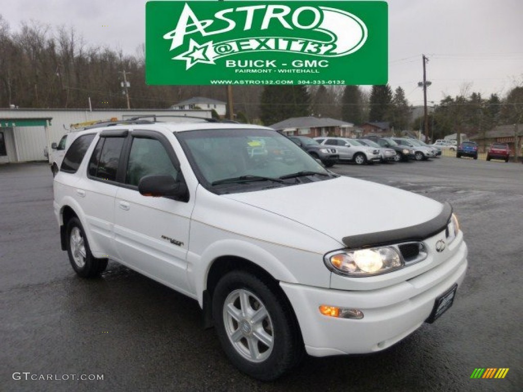 2002 Bravada AWD - Arctic White / Pewter photo #1
