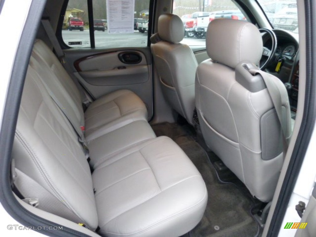 2002 Bravada AWD - Arctic White / Pewter photo #12