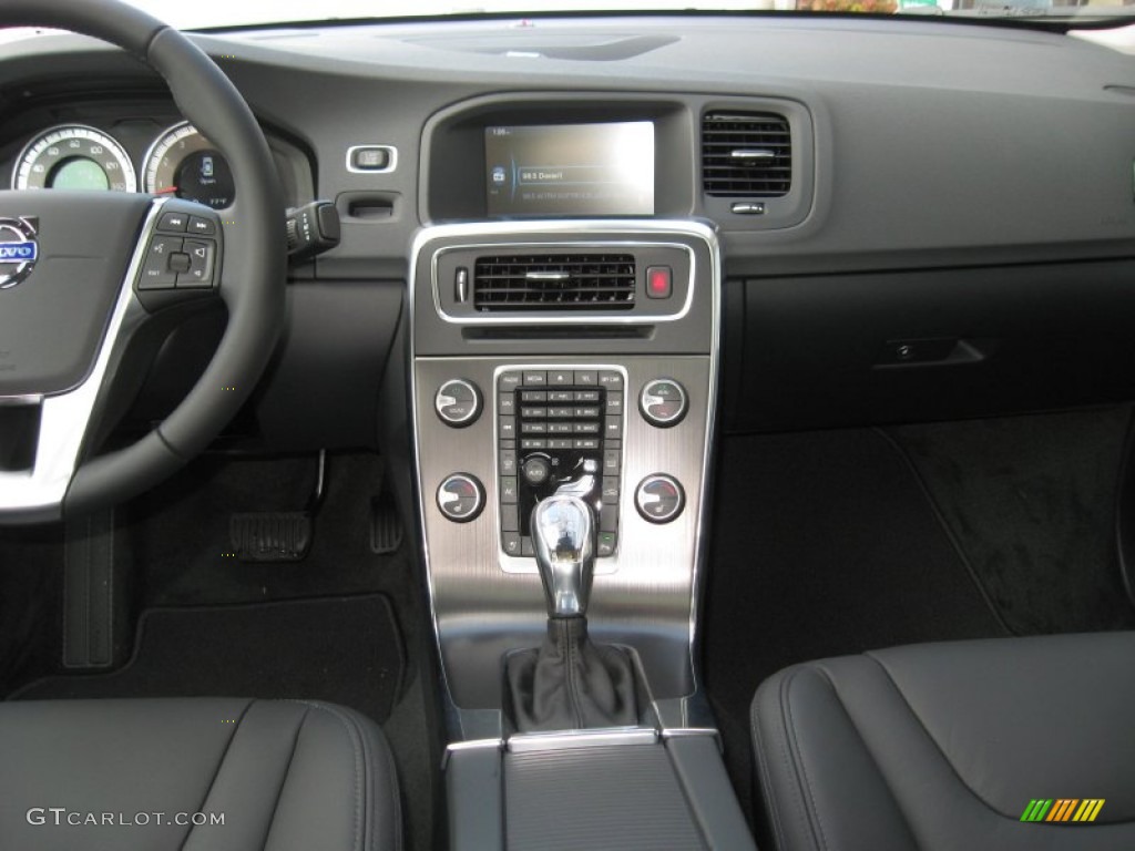 2013 Volvo S60 T5 AWD Off Black Dashboard Photo #75829582