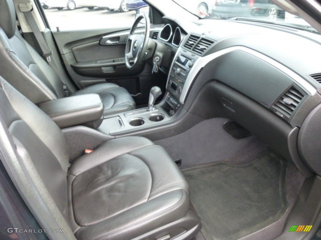 Ebony Interior 2010 Chevrolet Traverse LT AWD Photo #75830371