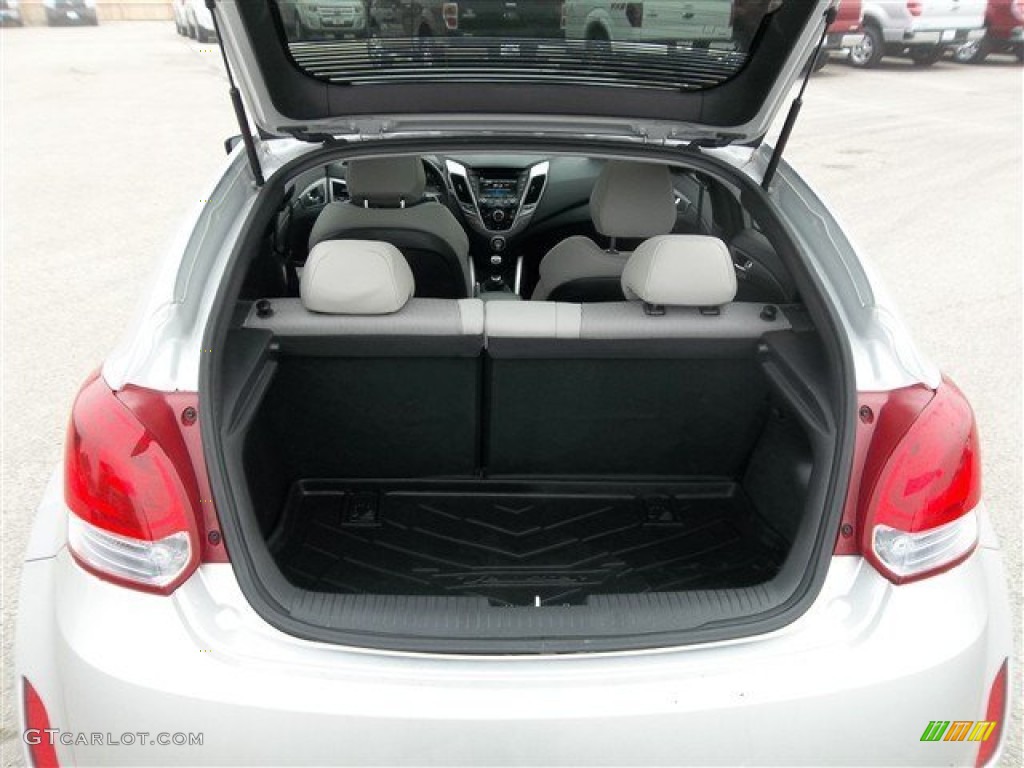 2012 Hyundai Veloster Standard Veloster Model Trunk Photo #75832043