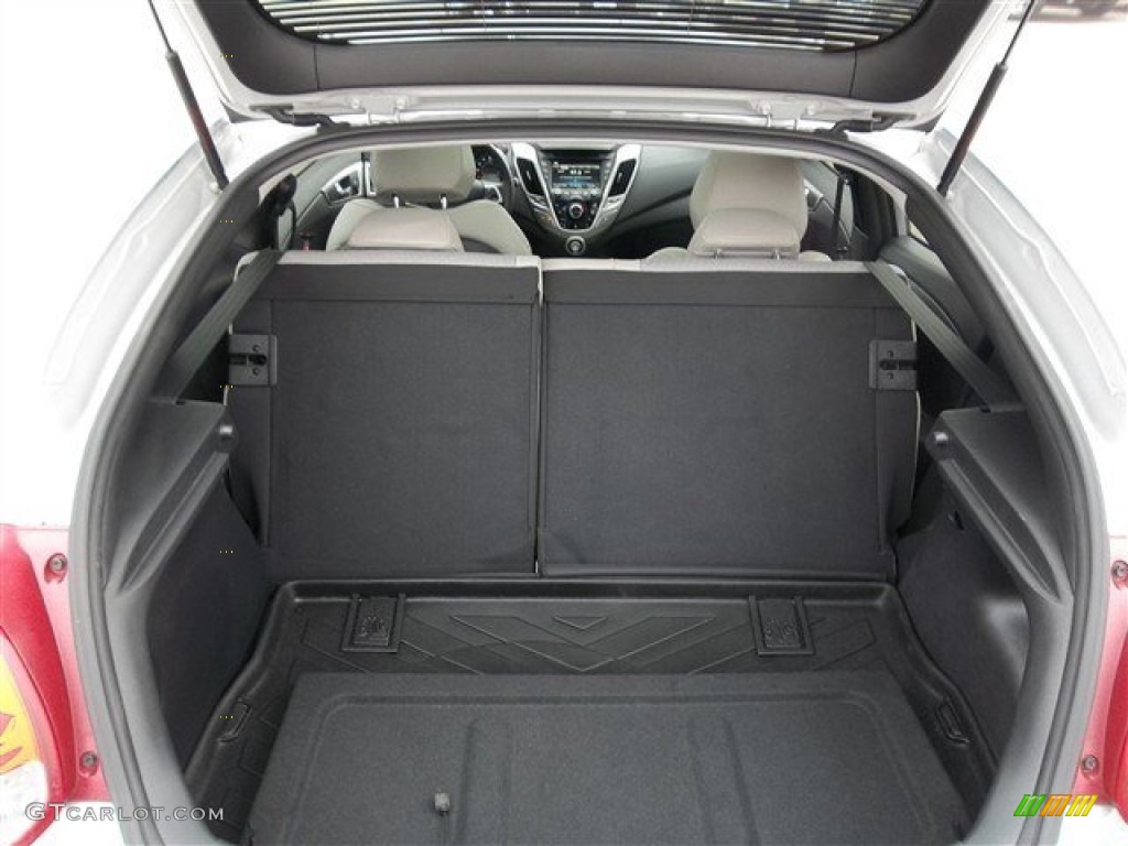 2012 Hyundai Veloster Standard Veloster Model Trunk Photo #75832084