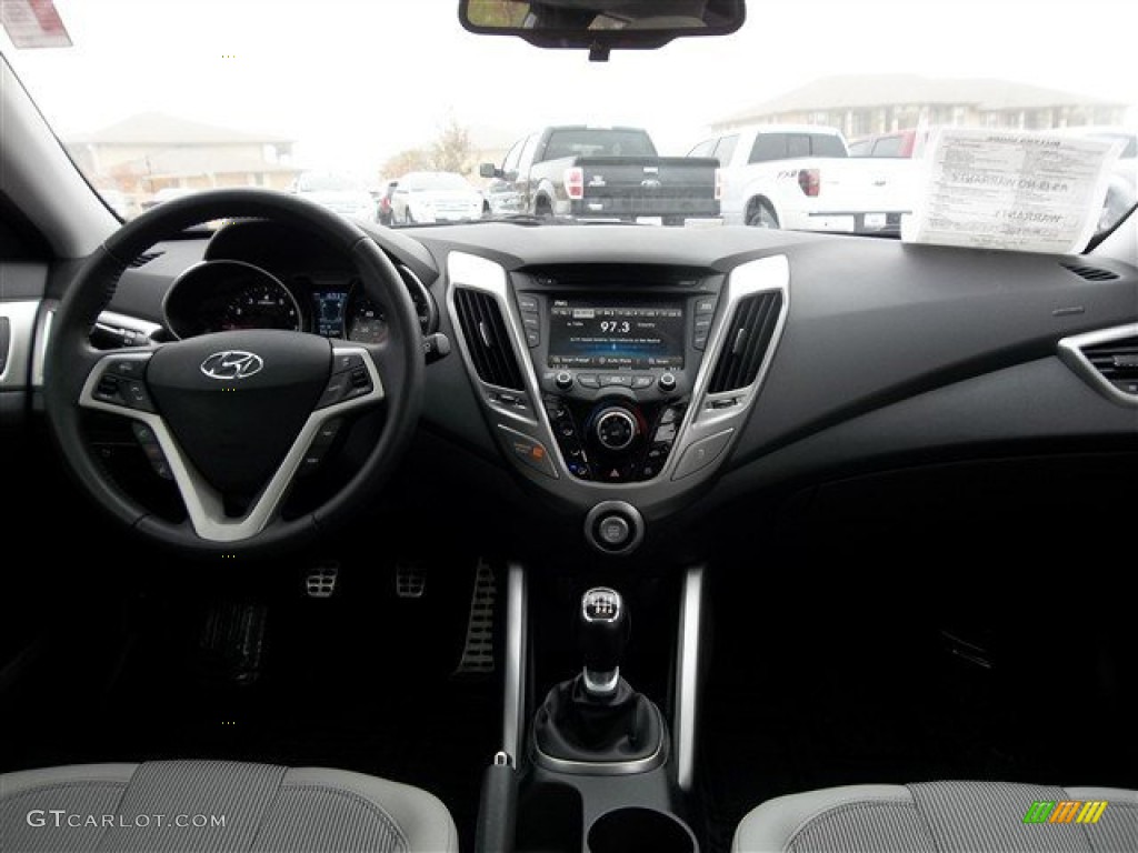 2012 Hyundai Veloster Standard Veloster Model Gray Dashboard Photo #75832177