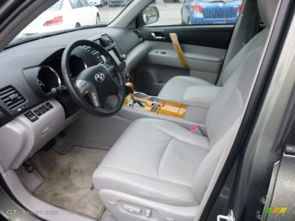 Ash Gray Interior 2008 Toyota Highlander Hybrid Limited 4WD Photo #75832879