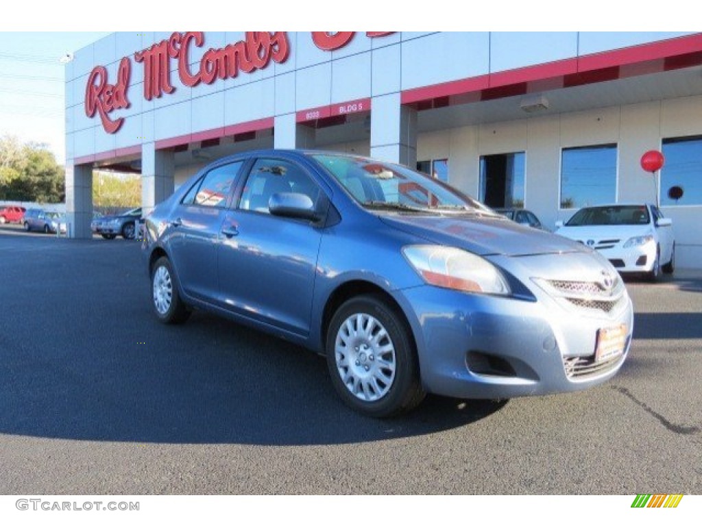 2007 Yaris Sedan - Pacific Blue Metallic / Dark Charcoal photo #1