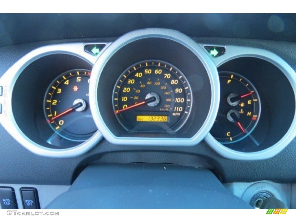 2005 Toyota 4Runner Limited Gauges Photo #75836470