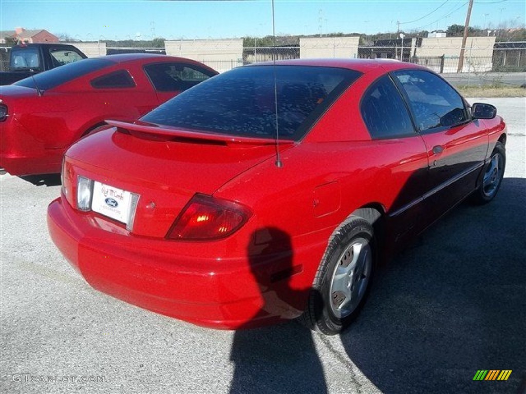 2004 Sunfire Coupe - Victory Red / Graphite photo #3