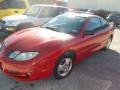 2004 Victory Red Pontiac Sunfire Coupe  photo #7