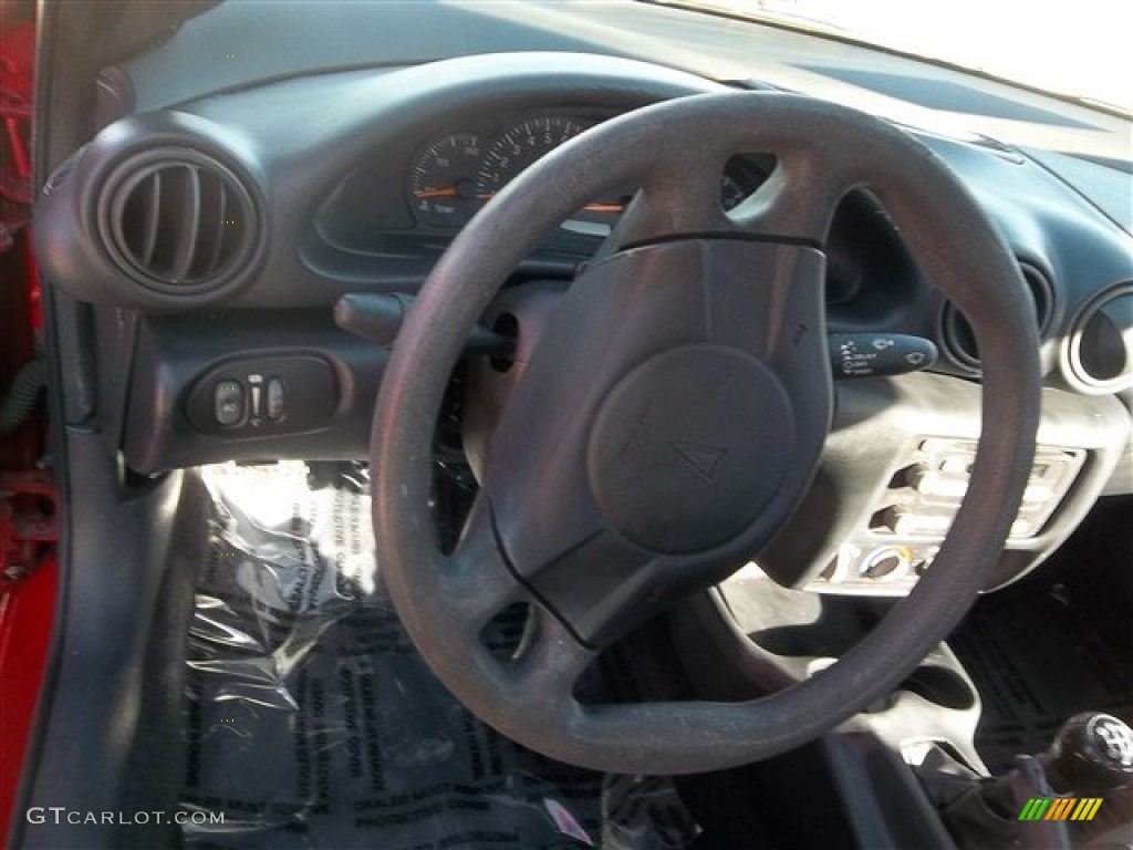 2004 Sunfire Coupe - Victory Red / Graphite photo #14