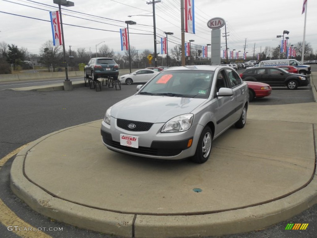 2007 Rio LX Sedan - Silver / Gray photo #1
