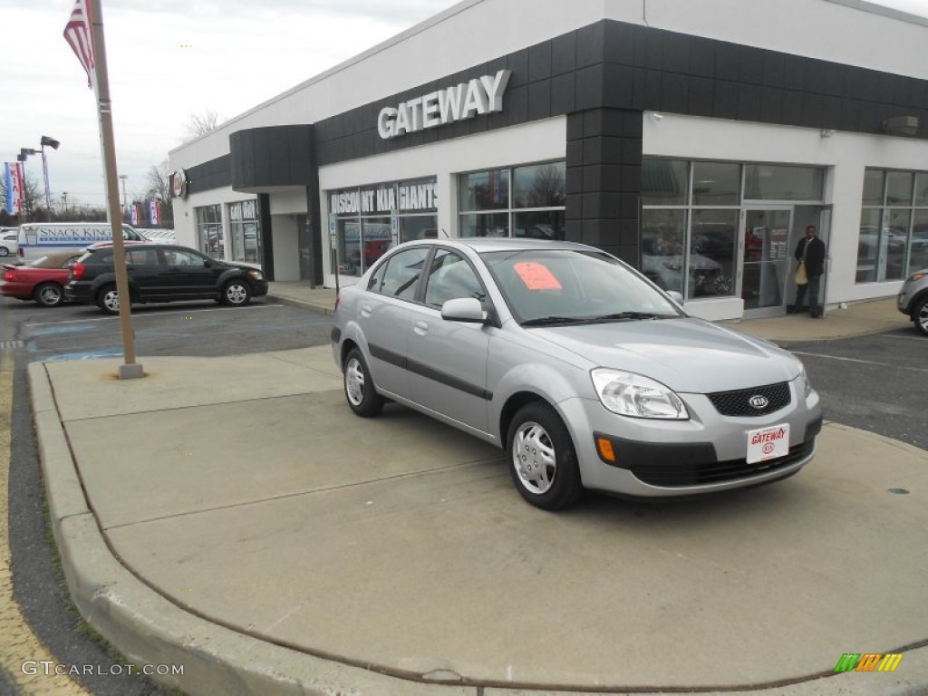 2007 Rio LX Sedan - Silver / Gray photo #3
