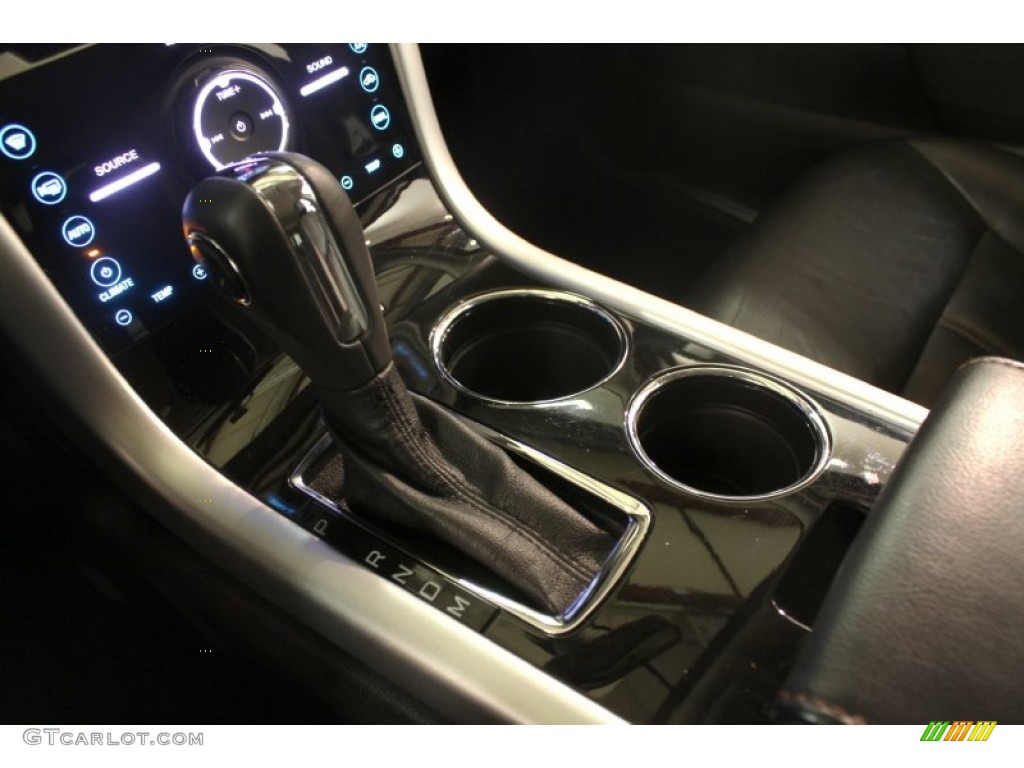 2012 Edge Limited AWD - White Platinum Metallic Tri-Coat / Charcoal Black photo #28