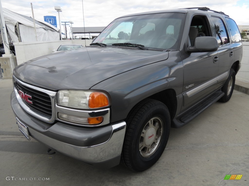 2001 GMC Yukon SLE Exterior Photos