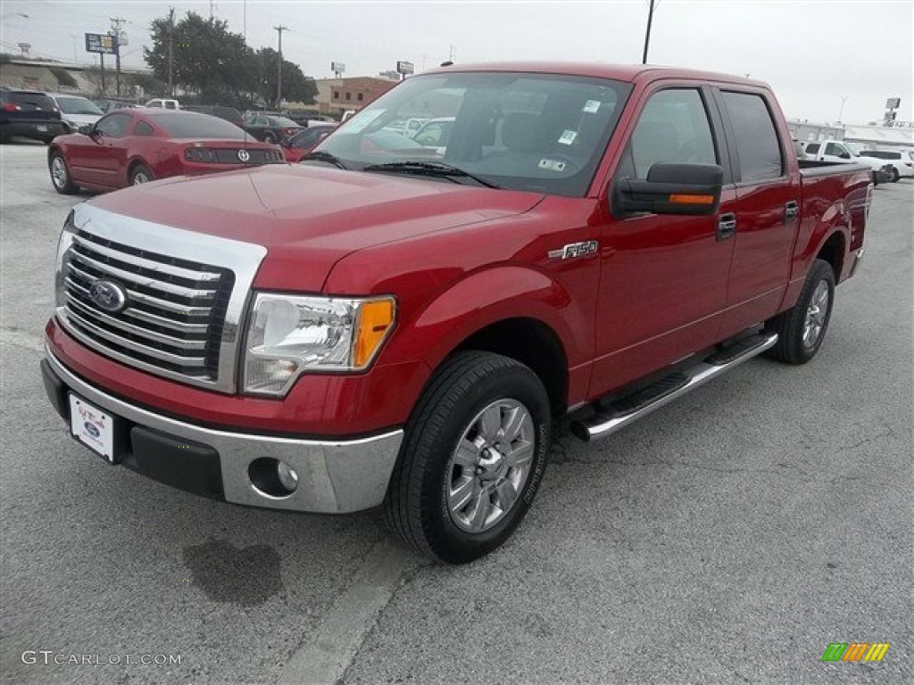 2010 F150 XLT SuperCrew - Red Candy Metallic / Medium Stone photo #7