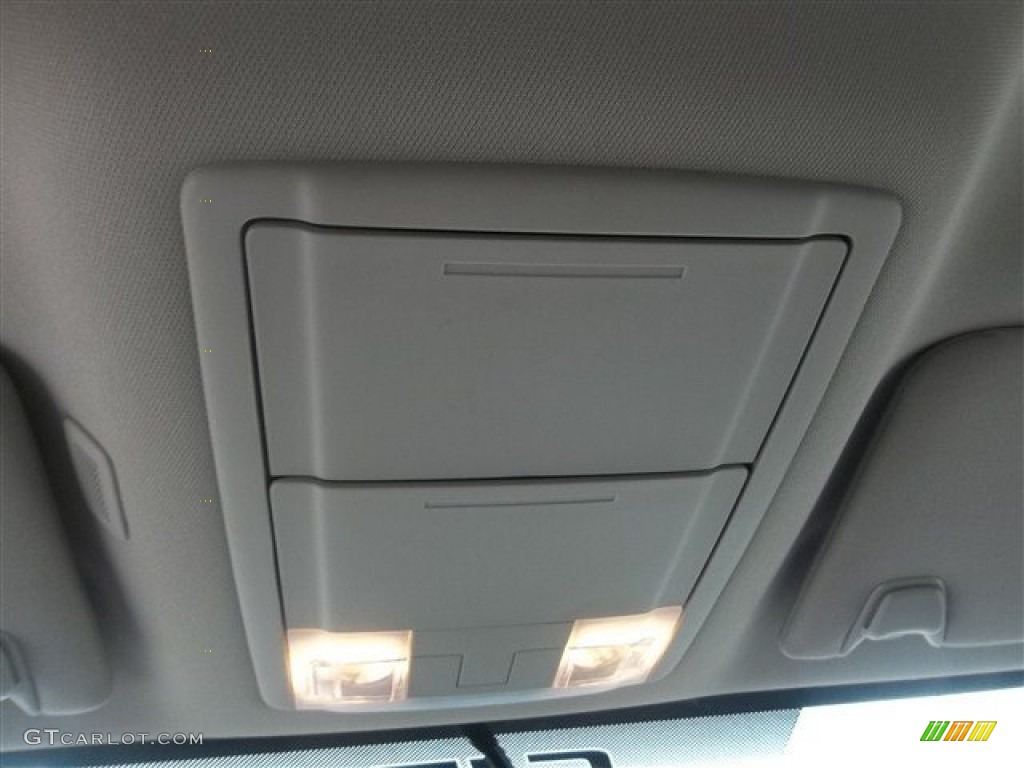 2010 F150 XLT SuperCrew - Red Candy Metallic / Medium Stone photo #16