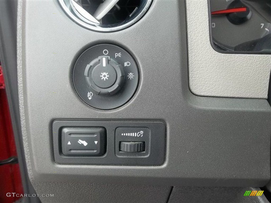 2010 F150 XLT SuperCrew - Red Candy Metallic / Medium Stone photo #17