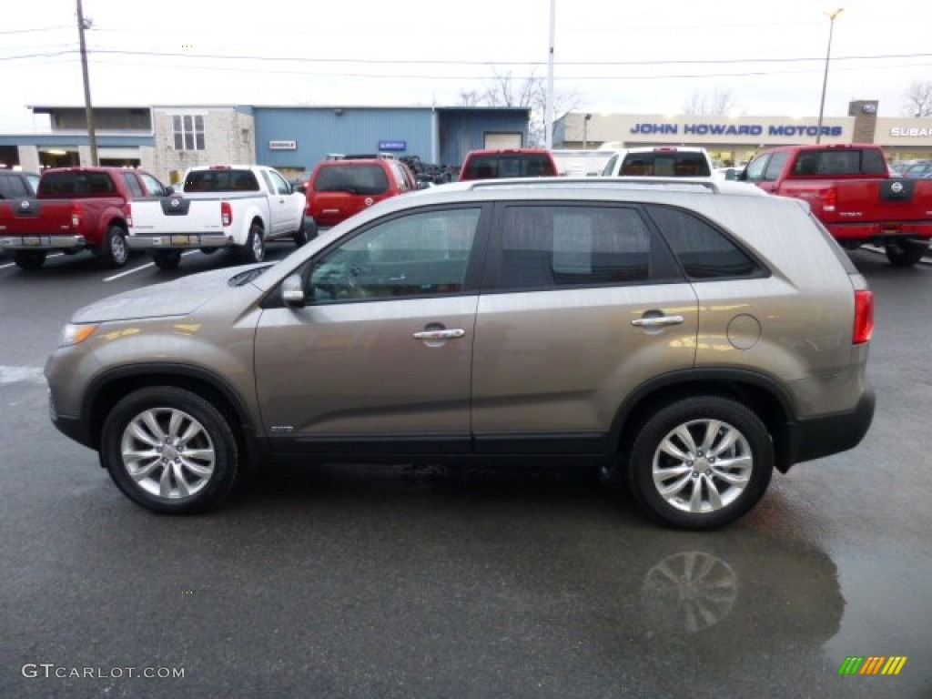 2011 Sorento LX V6 AWD - Titanium Silver / Black photo #8