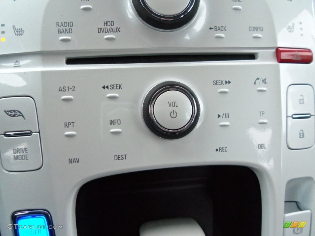 2011 Chevrolet Volt Hatchback Controls Photo #75845710