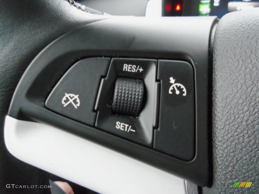 2011 Chevrolet Volt Hatchback Controls Photo #75845751