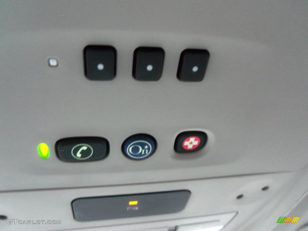 2011 Chevrolet Volt Hatchback Controls Photo #75845809