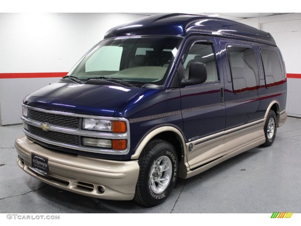 2000 Express G1500 Passenger Conversion Van - Indigo Blue Metallic / Neutral photo #6