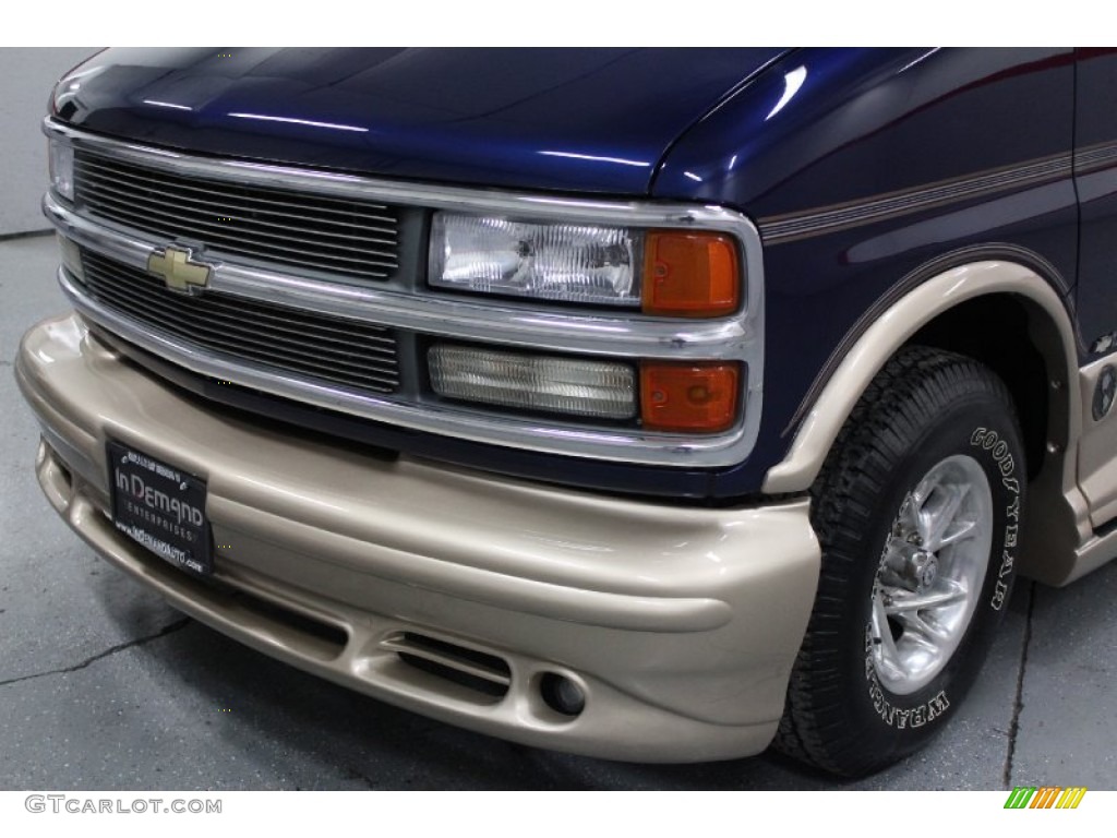 2000 Express G1500 Passenger Conversion Van - Indigo Blue Metallic / Neutral photo #19