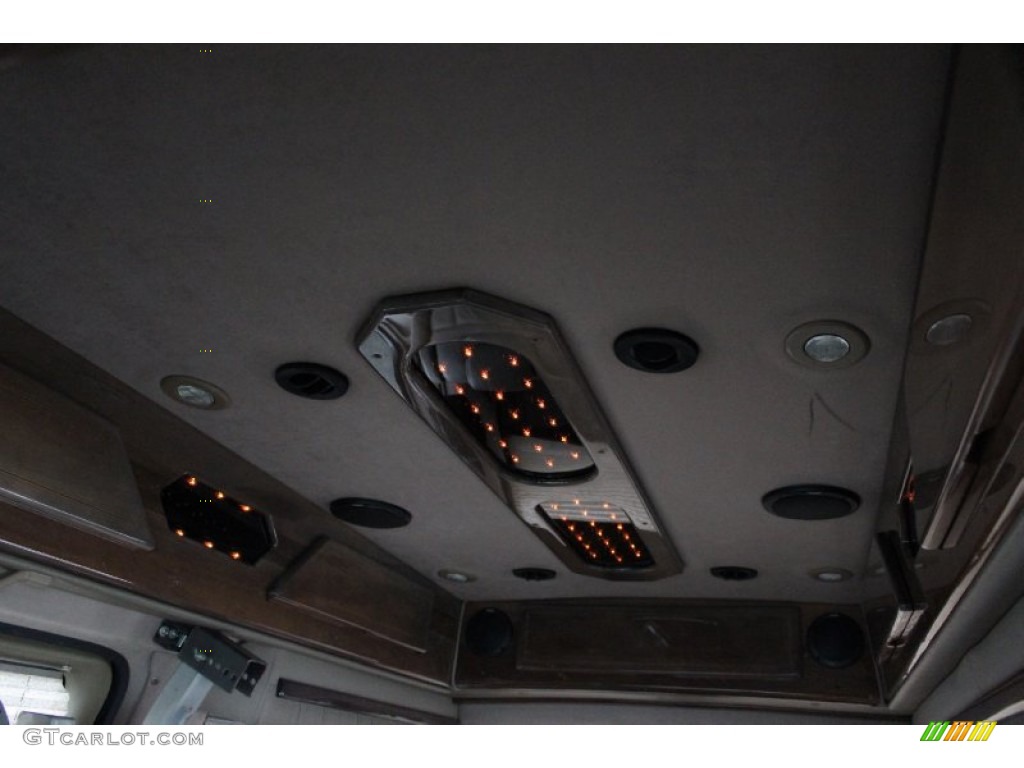 2000 Express G1500 Passenger Conversion Van - Indigo Blue Metallic / Neutral photo #55