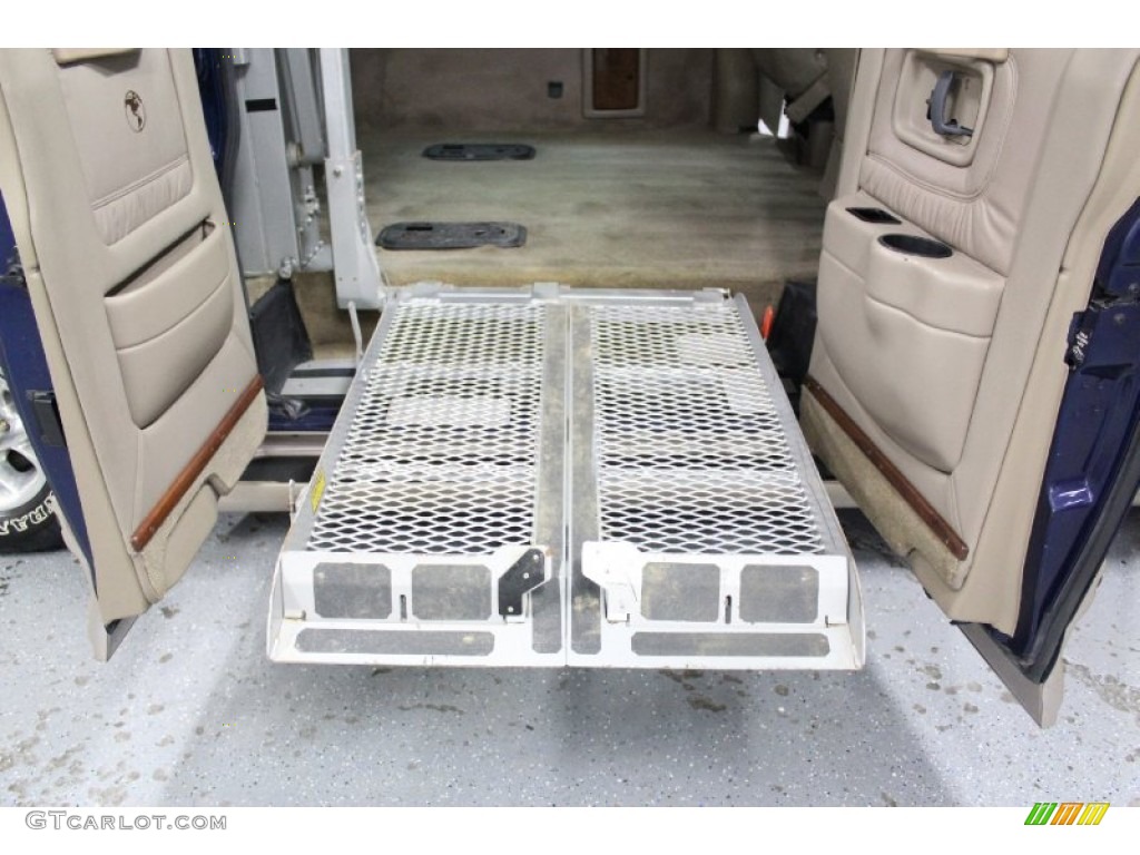 2000 Express G1500 Passenger Conversion Van - Indigo Blue Metallic / Neutral photo #58